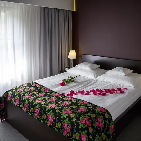 Bed & Breakfast Rezydencja Sienkiewiczowka 3*