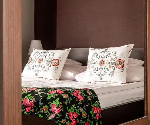 فندق مبيت وإفطار Sienkiewiczowka 3*