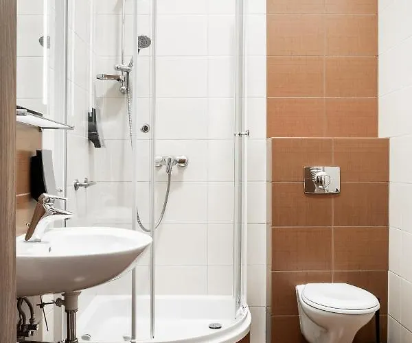 Sienkiewiczowka فندق مبيت وإفطار 3*