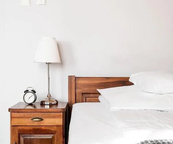 לינה וארוחת בוקר Sienkiewiczowka