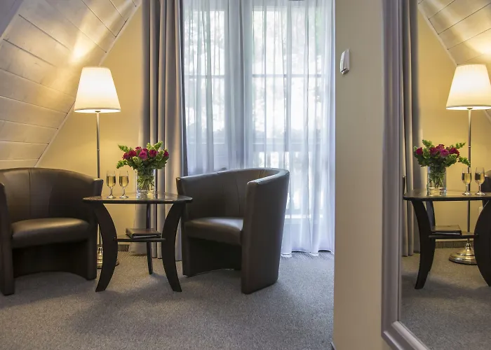 Sienkiewiczowka לינה וארוחת בוקר 3*